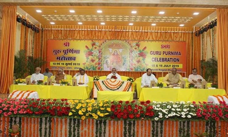 Brahmachari Girish Ji and other dignitaries on the stage during 1st Day of Shri Guru Punrmia celebration on 15th July 2019 at Manglam Bhawan, Maharishi Vidya Mandir Ratanpur Campus.